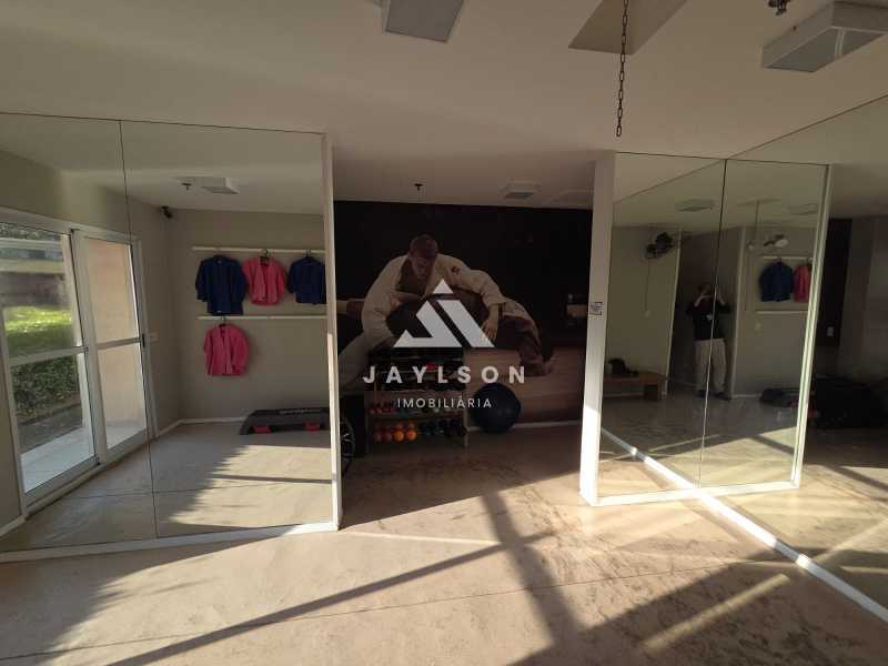 Apartamento à venda com 2 quartos, 55m² - Foto 16