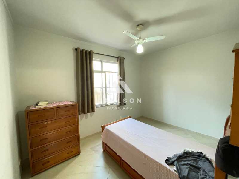 Apartamento à venda com 2 quartos, 76m² - Foto 11