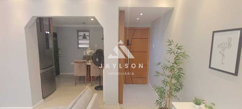 Apartamento à venda com 2 quartos, 67m² - Foto 6