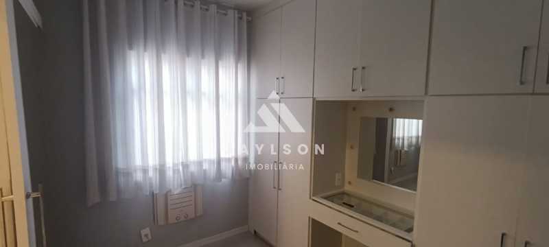 Apartamento à venda com 2 quartos, 67m² - Foto 10