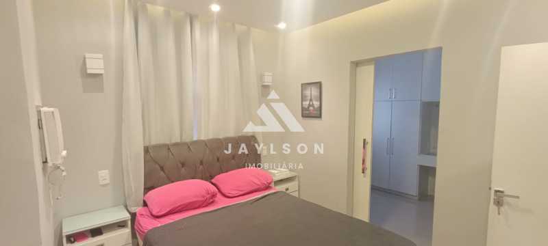 Apartamento à venda com 2 quartos, 67m² - Foto 24