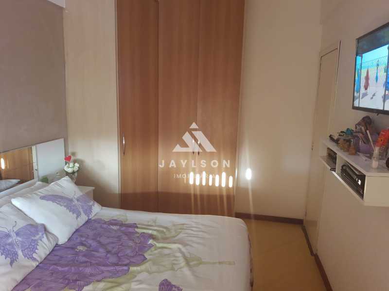 Apartamento à venda com 2 quartos, 60m² - Foto 9