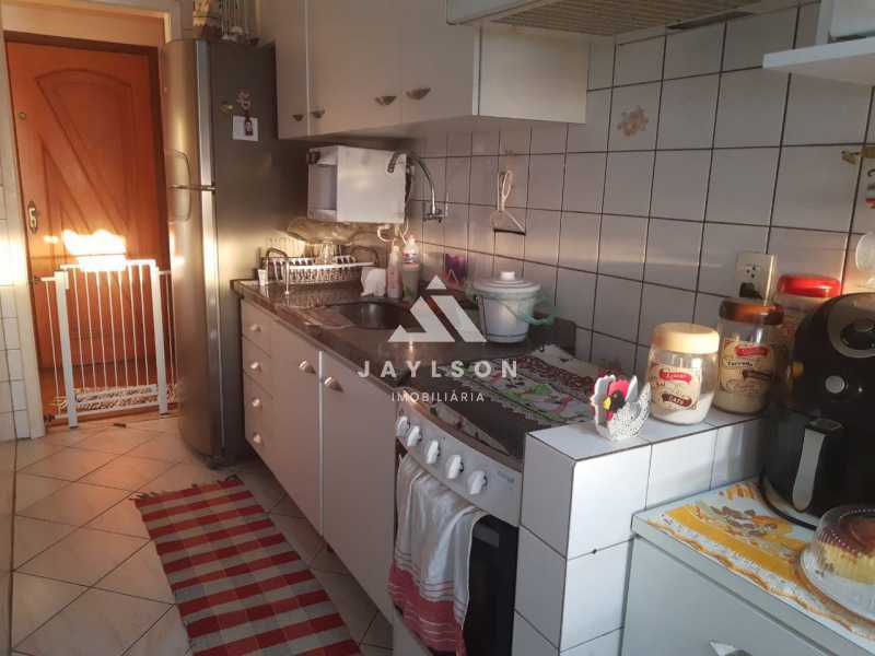 Apartamento à venda com 2 quartos, 60m² - Foto 16