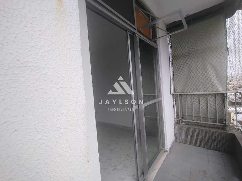 Apartamento à venda com 2 quartos, 66m² - Foto 16