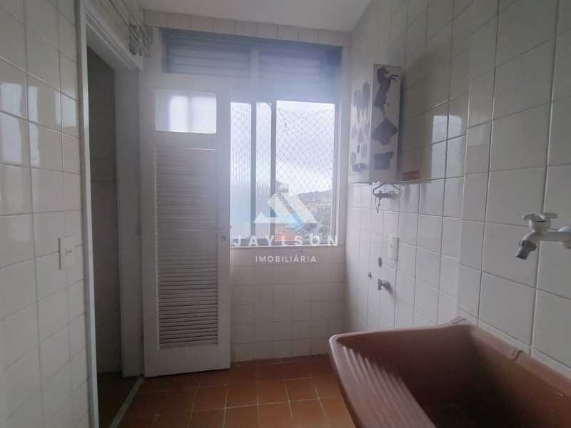 Apartamento à venda com 2 quartos, 66m² - Foto 13