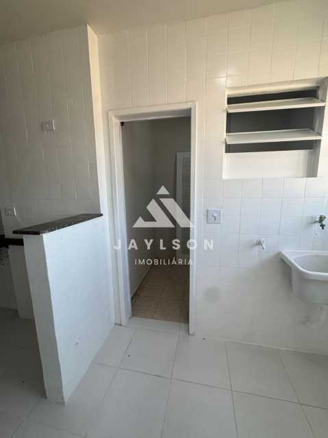 Apartamento à venda com 2 quartos, 49m² - Foto 27