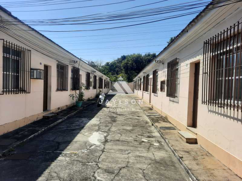 Casa de Vila à venda com 1 quarto, 47m² - Foto 1