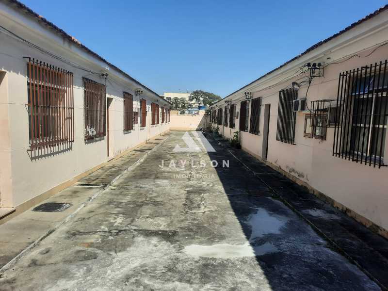 Casa de Vila à venda com 1 quarto, 47m² - Foto 15
