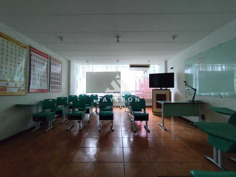 Prédio Inteiro, 563 m² - Foto 9