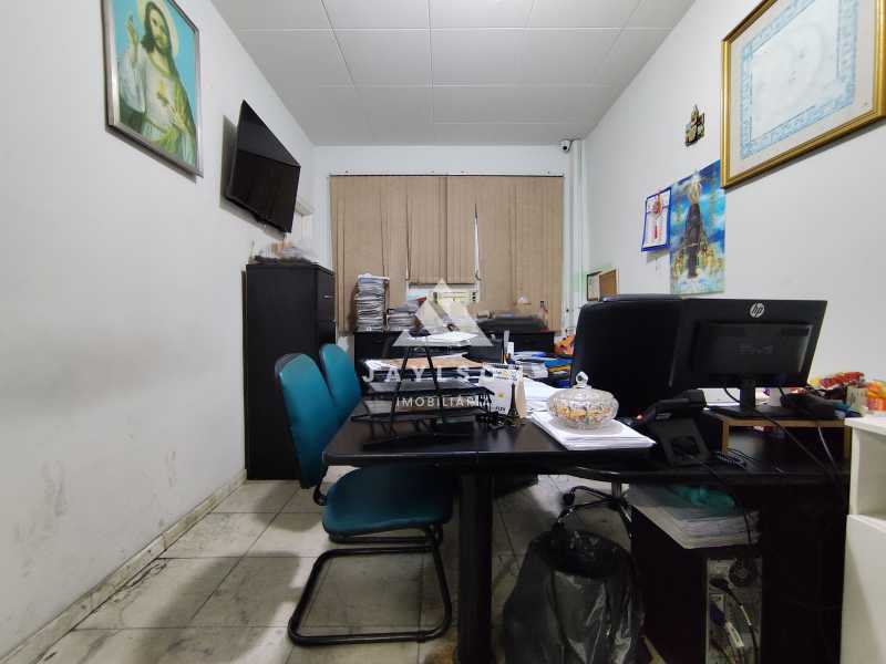 Prédio Inteiro, 563 m² - Foto 18