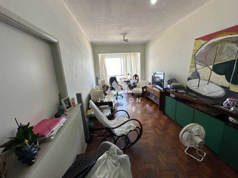 Apartamento, 3 quartos, 160 m² - Foto 2