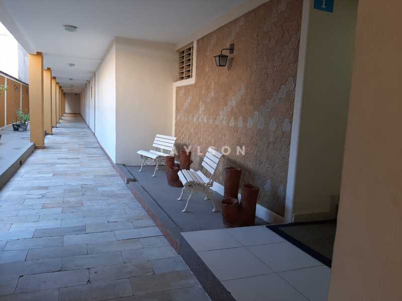 Apartamento à venda com 2 quartos, 52m² - Foto 27