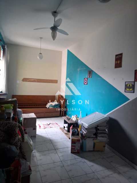 Casa, 4 quartos, 242 m² - Foto 3