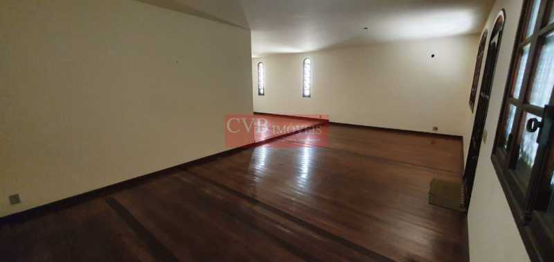 Casa de Condomínio à venda com 4 quartos, 365m² - Foto 9