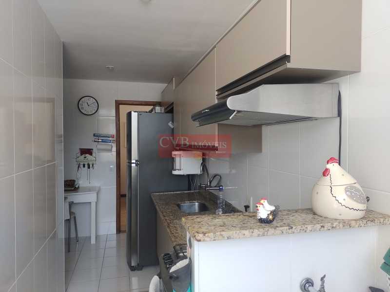 Apartamento à venda com 2 quartos, 76m² - Foto 2