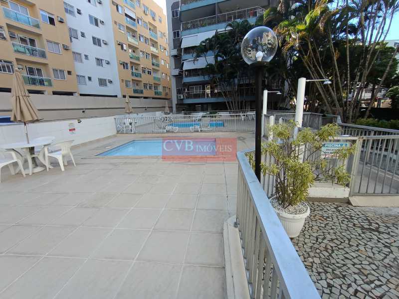 Apartamento à venda com 2 quartos, 85m² - Foto 2