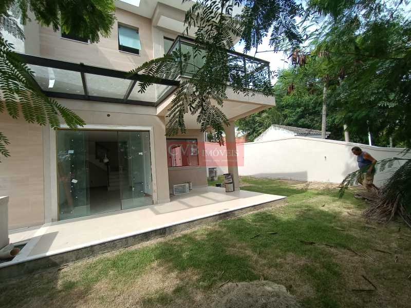 Casa de Condomínio à venda com 4 quartos, 165m² - Foto 10