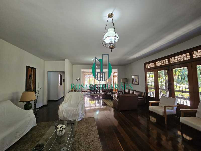 Casa, 3 quartos, 285 m² - Foto 1