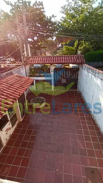 Casa de Condomínio à venda com 4 quartos, 240m² - Foto 25