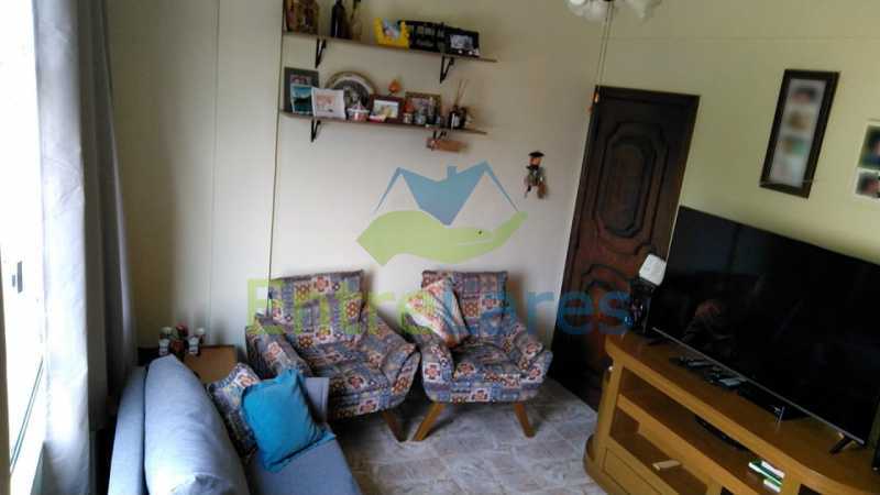 Apartamento à venda com 2 quartos, 60m² - Foto 2