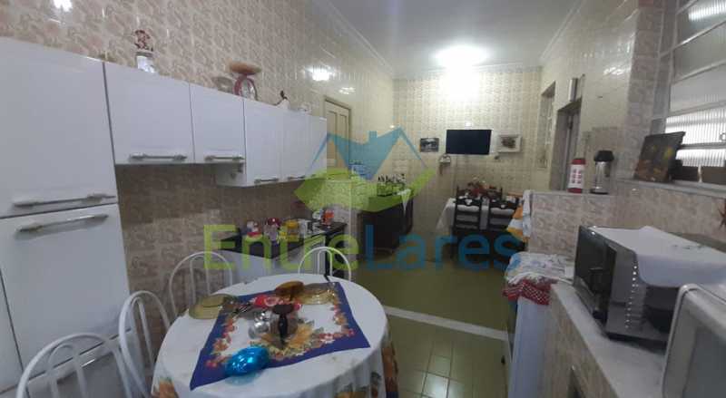 Casa à venda com 5 quartos, 230m² - Foto 11