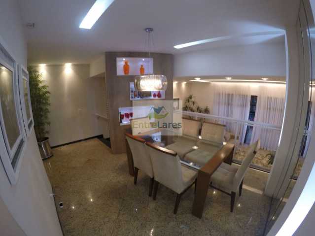 Apartamento à venda com 4 quartos, 205m² - Foto 2