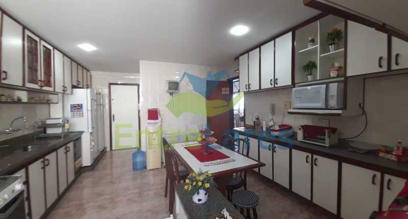 Apartamento à venda com 4 quartos, 185m² - Foto 21