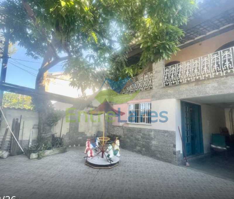 Casa de Condomínio à venda com 4 quartos, 220m² - Foto 2