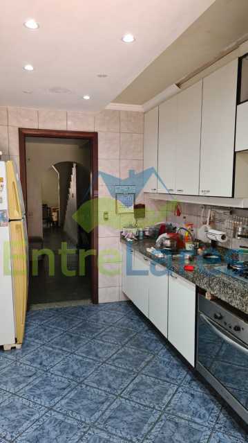 Casa de Condomínio à venda com 4 quartos, 220m² - Foto 21