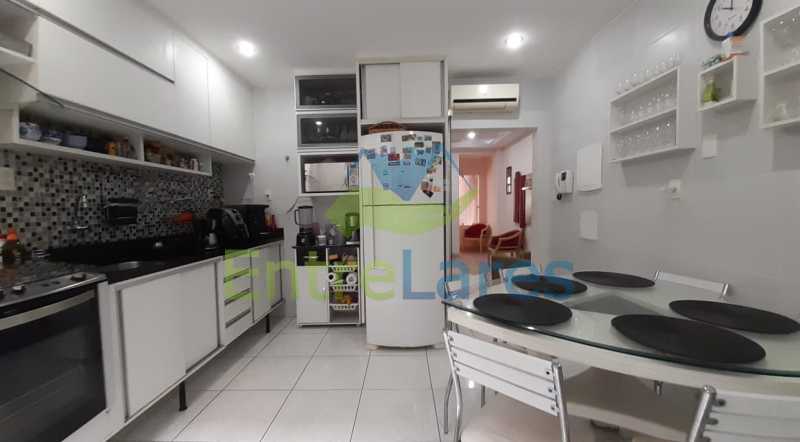 Casa de Condomínio à venda com 5 quartos, 150m² - Foto 7